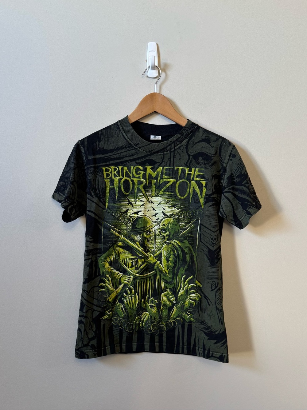 Bring me the Horizon 2011 Vintage Y2K Zombie Army war all over printed t-shirt